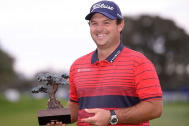 Patrick Reed gây nhiều tranh cãi khi vô địch Farmers Insurance Open