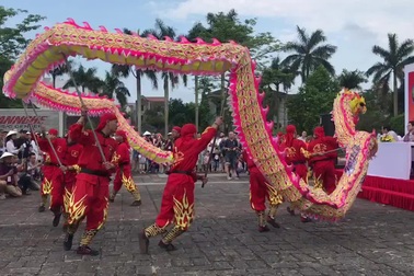 Tưng bừng lễ hội đường phố của nhiều quốc gia tại Festival Huế 2018