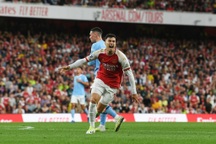 Man City gục ngã trước Arsenal bởi bàn thua bất ngờ ở cuối trận