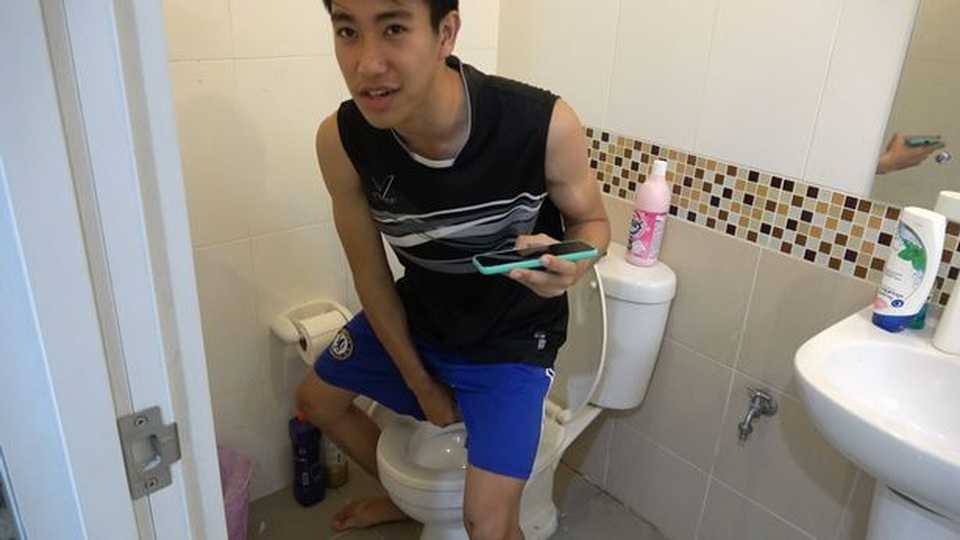 Hy hữu thiếu niên bị rắn cắn trúng “cậu nhỏ khi đang đi vệ sinh - 2 Hy hữu thiếu niên bị rắn cắn trúng “cậu nhỏ khi đang đi vệ sinh - 2