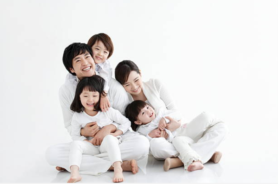 Nắm tay nhau cùng đi qua mùa dịch - 1 Nắm tay nhau cùng đi qua mùa dịch - 1