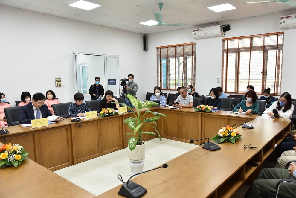Phát động cuộc thi Những kỷ niệm sâu sắc về thầy cô và mái trường 2021 - 4 Phát động cuộc thi Những kỷ niệm sâu sắc về thầy cô và mái trường 2021 - 4