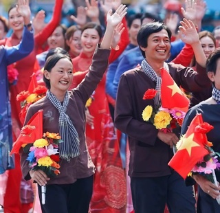 Nữ du kích phim "Địa đạo": Thời trang cá tính, sắc vóc thăng hạng sau 1 năm - 3