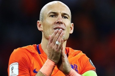 Đội tuyển Hà Lan loại Robben, Van Dijk khỏi danh sách dự Euro 2020