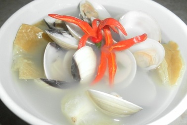 Canh nghêu nấu khế