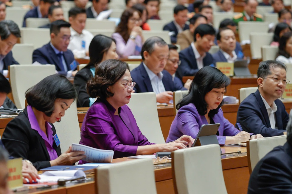 Không để cơ quan Nhà nước là vùng trú ẩn an toàn cho cán bộ yếu kém - 3