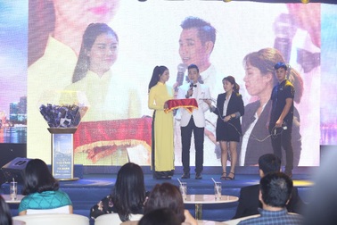 “Khẳng định đẳng cấp sống thượng lưu, đỉnh cao của cư dân Vinhomes”