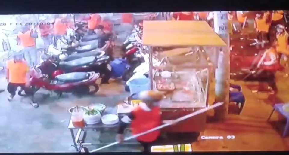 Đàn em của kẻ cầm đầu “băng giang hồ áo cam” đầu thú - 2