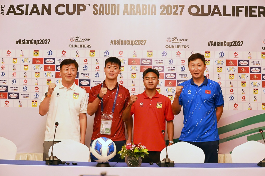 HLV Lào: “Sẽ thật sai lầm nếu chỉ tập trung vào Xuân Son” - 2 HLV Lào: “Sẽ thật sai lầm nếu chỉ tập trung vào Xuân Son” - 2