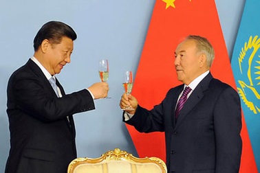 Nga-Trung: Đối mặt hay nhượng bộ?