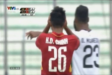 U22 Việt Nam - U22 Đông Timor: Phút 39, Đức Chinh sút dội xà ngang