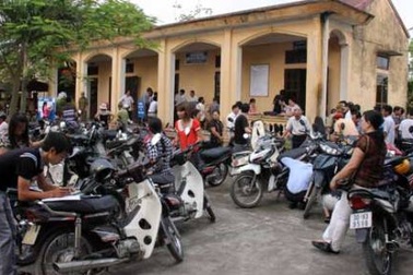 Cảnh sát đến từng nhà hỗ trợ thủ tục sang tên đổi chủ xe