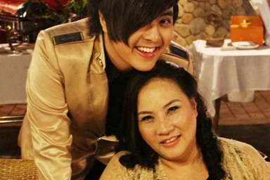 Mẹ Wanbi Tuấn Anh kể về những ngày cuối của con