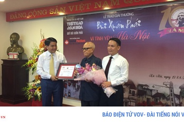 Nhà văn hóa Hữu Ngọc - người quảng bá văn hóa Hà Nội ra thế giới