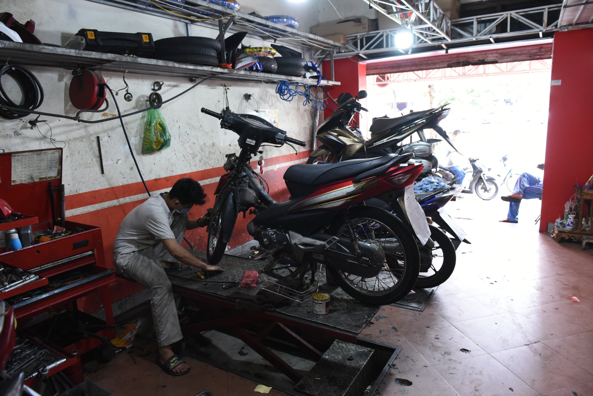 Ngày đầu hàng quán 19 quận huyện ở Hà Nội được mở cửa bán mang về - 9 Ngày đầu hàng quán 19 quận huyện ở Hà Nội được mở cửa bán mang về - 9