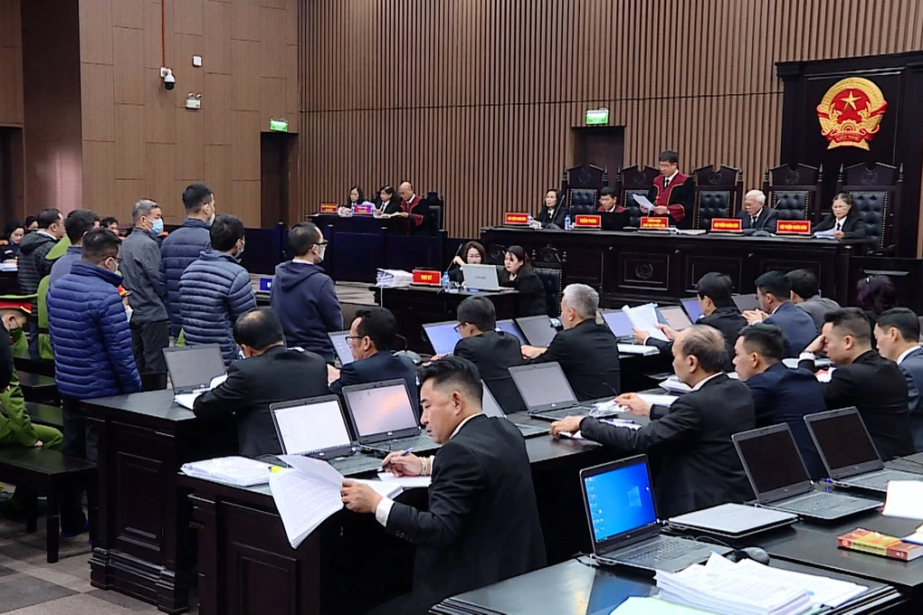 Luật sư đề nghị cựu Bí thư Đồng Nai được hưởng khoan hồng đặc biệt - 1 Luật sư đề nghị cựu Bí thư Đồng Nai được hưởng khoan hồng đặc biệt - 1