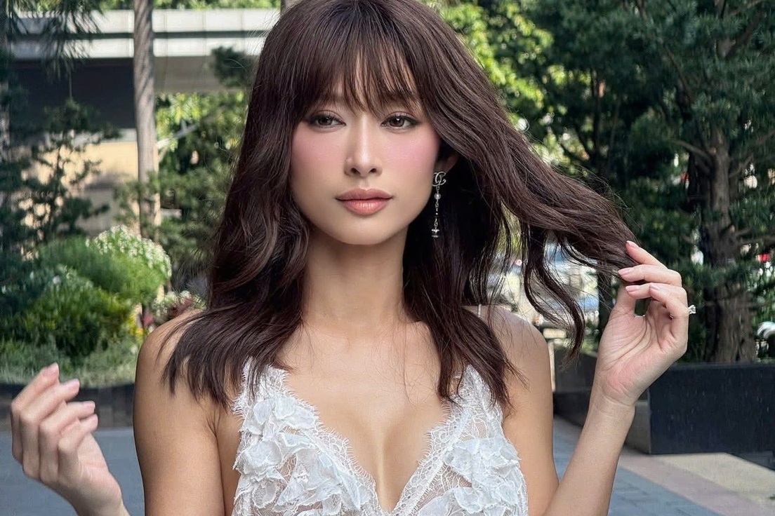 "Biểu tượng gợi cảm" Quỳnh Thy: Tuổi 42 trẻ trung, cơ bụng số 11 gây sốt