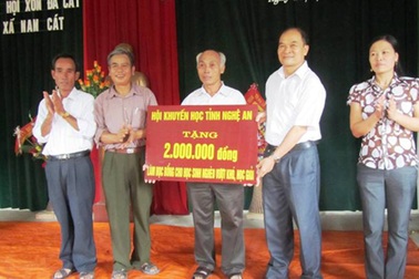 Nghệ An phát động Tháng khuyến học