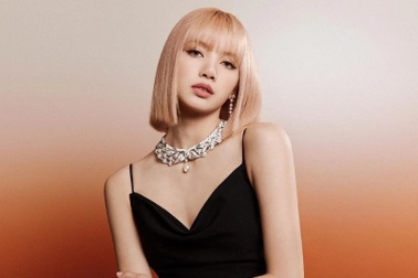 Chia sẻ clip quảng cáo của Lisa có thể bị ngồi tù tại Thái Lan