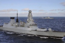 Nga cảnh báo hậu quả thảm khốc sau vụ truy đuổi tàu chiến Anh