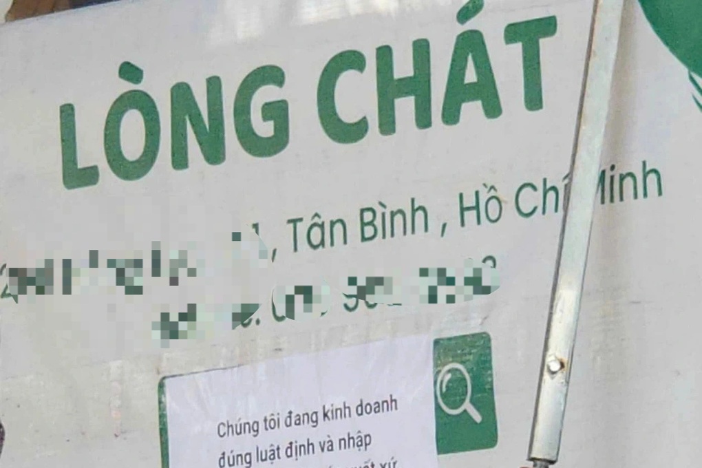 Thanh tra không lấy được mẫu lòng xe điếu, tìm chủ quán Lòng Chát làm việc - 1 Thanh tra không lấy được mẫu lòng xe điếu, tìm chủ quán Lòng Chát làm việc - 1