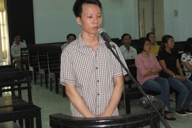 “Siêu lừa” xin việc, chạy điểm lãnh 12 năm tù 