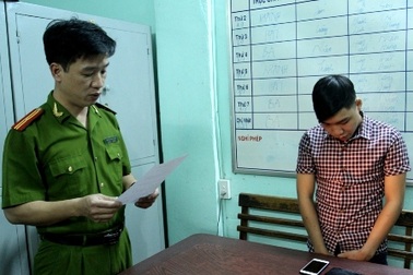 Bắt giữ sinh viên chuyên lừa bán xe máy trên mạng