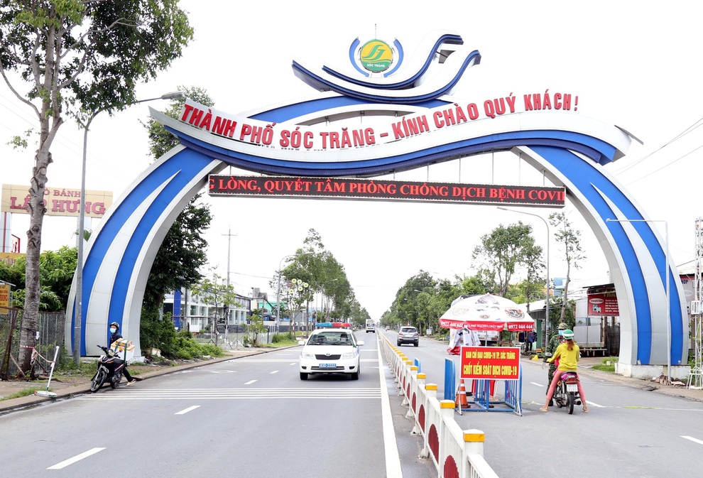 Sóc Trăng khuyến cáo người dân không ra đường sau 21h - 1 Sóc Trăng khuyến cáo người dân không ra đường sau 21h - 1