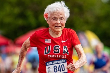 Bà cụ 105 tuổi "bất mãn" với kỷ lục thế giới chạy 100 mét vừa xác lập