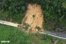 Mưa lớn dị thường gây sạt lở loạt đèo xung yếu ở Lâm Đồng