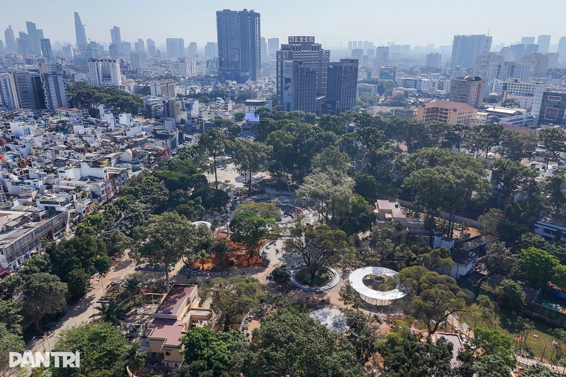 Công viên, đài tưởng niệm Covid-19 tại đất vàng Lý Thái Tổ sắp hoàn thiện - 13