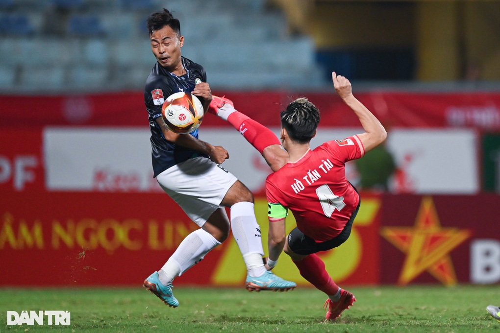 VAR giúp CLB Công An Hà Nội hòa Bình Định ở trận ra quân V-League - 2