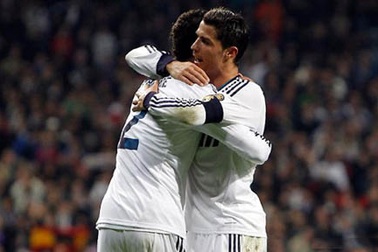 C.Ronaldo, Varane lọt vào đội hình ngoại binh xuất sắc nhất lịch sử Real Madrid