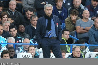 Mourinho chỉ trích thái độ hời hợt của CĐV Chelsea