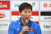 HLV Kim Sang Sik: "Tiến Linh sẽ thay thế Xuân Son"