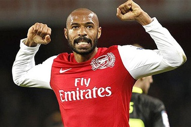 Wenger tiếp tục vẫy gọi Henry trở lại Emirates