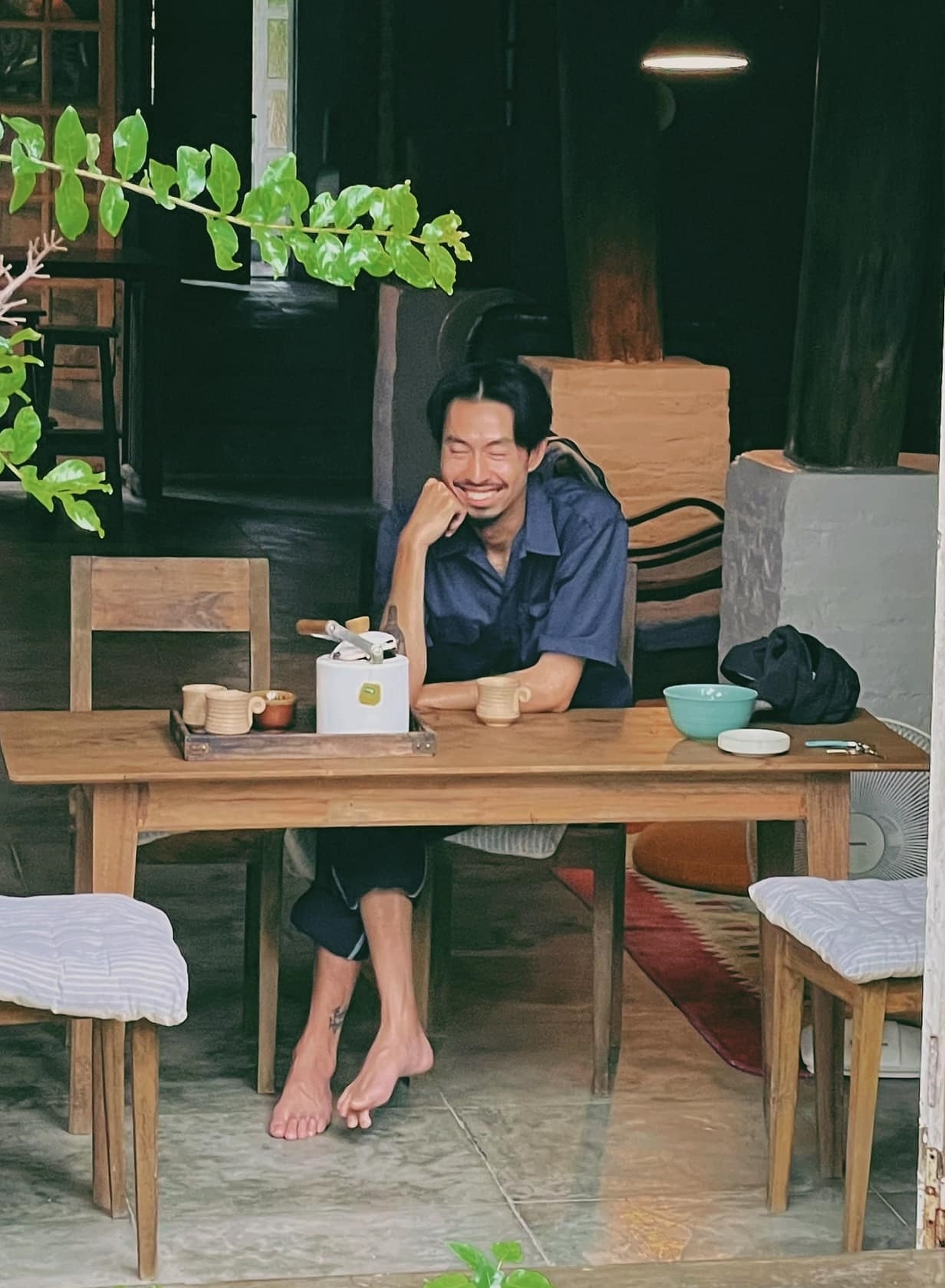 Rapper Đen Vâu: Tôi không khó chịu khi bị hối lấy vợ - 5 Rapper Đen Vâu: Tôi không khó chịu khi bị hối lấy vợ - 5