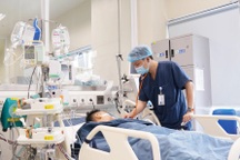 Bé trai 15 tuổi nhập viện co giật, tím tái vì ngộ độc cần sa