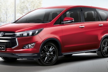 Toyota giới thiệu phiên bản Innova 2.0X