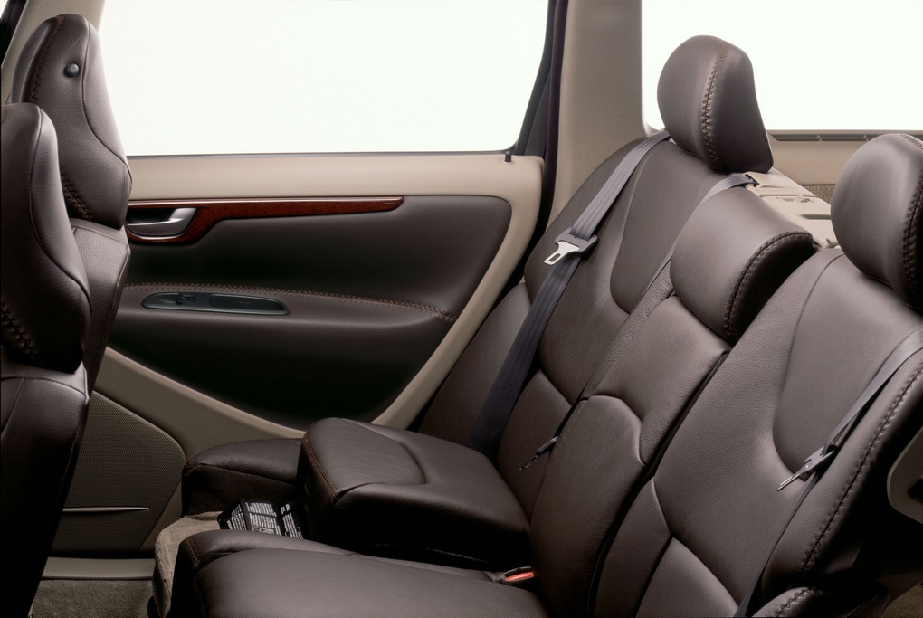 Volvo và triết lý an toàn dành riêng cho những hành khách tí hon - 4