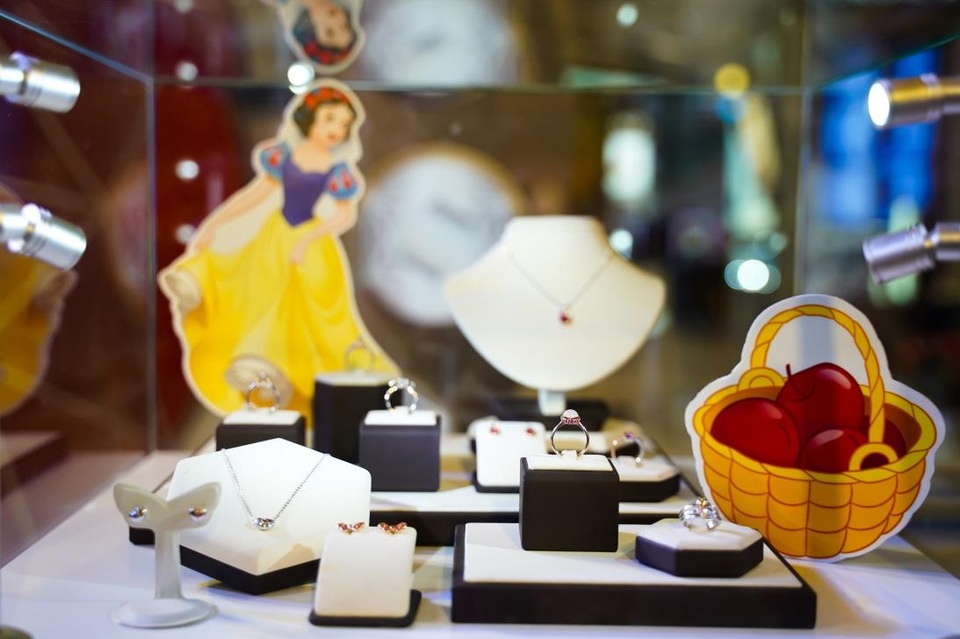 Kaity Nguyễn, Phương Ly, Bảo Anh hóa công chúa hiện đại với BST Trang sức độc đáo - 7 Kaity Nguyễn, Phương Ly, Bảo Anh hóa công chúa hiện đại với BST Trang sức độc đáo - 7