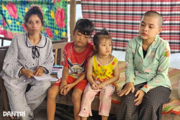 Người mẹ nghèo bán nhà, nén đau bệnh để cứu con gái ung thư