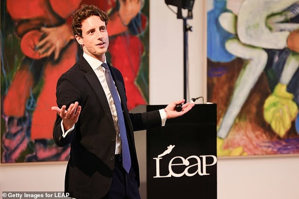 Bí mật đằng sau nghề đấu giá viên - 1