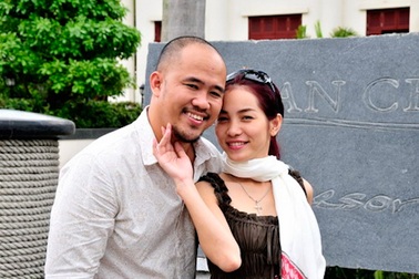 Chồng ca sĩ Hoàng Lê Vi lên tiếng trước trailer có cảnh “nóng”