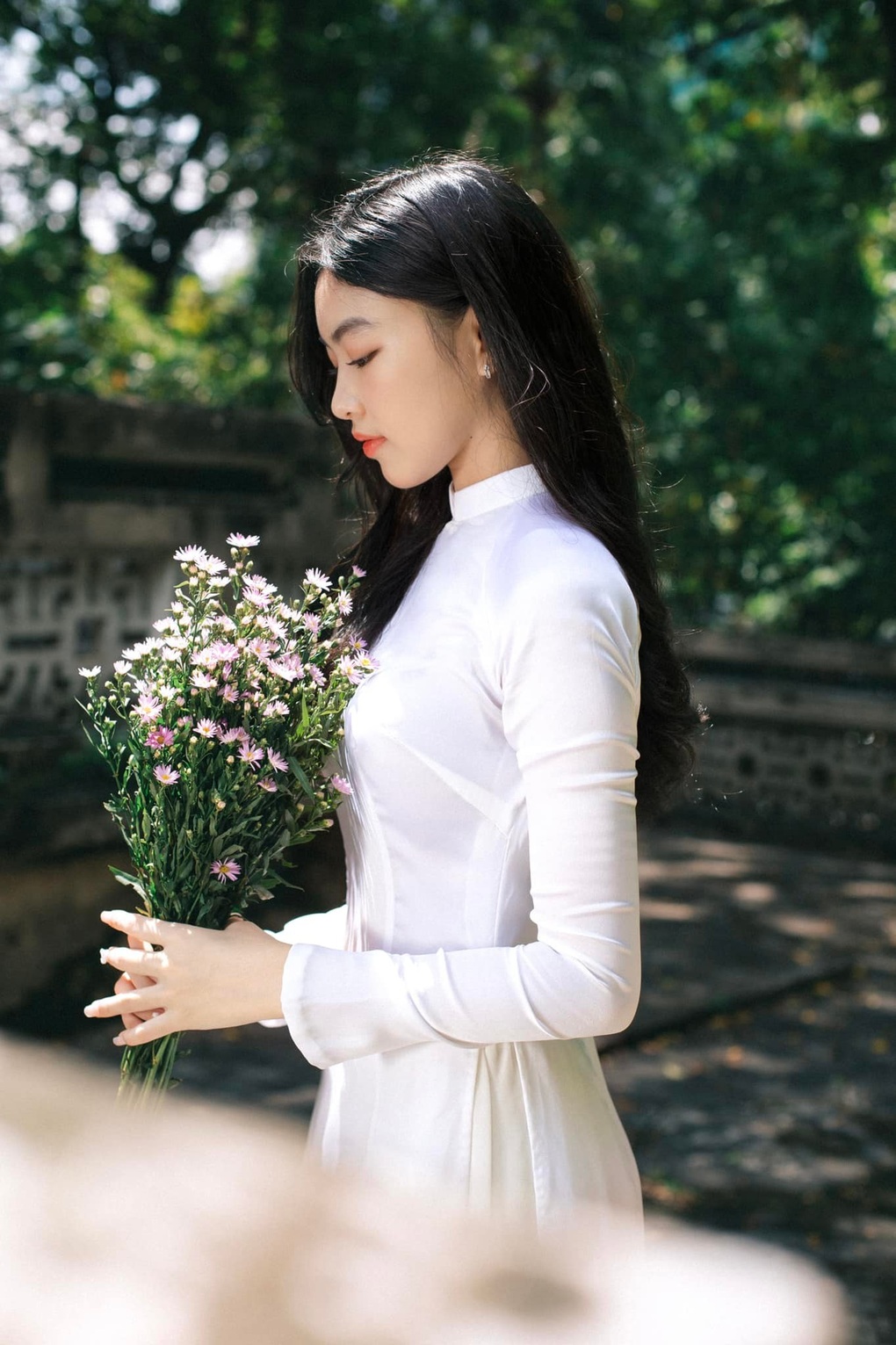 Lọ Lem: Con gái MC Quyền Linh tuổi 16 xinh đẹp như hoa hậu - 5 Lọ Lem: Con gái MC Quyền Linh tuổi 16 xinh đẹp như hoa hậu - 5