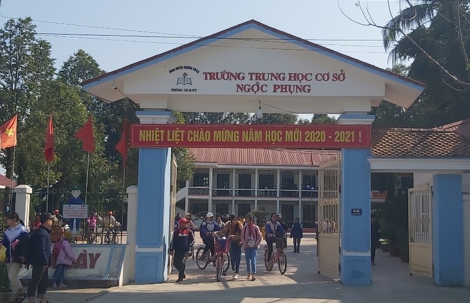 Các nhà trường làm gì để có thưởng Tết cho giáo viên? - 4 Các nhà trường làm gì để có thưởng Tết cho giáo viên? - 4