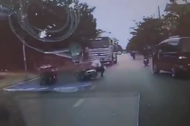 Bị cuốn vào gầm xe bồn, 1 người thiệt mạng, 2 người bị thương