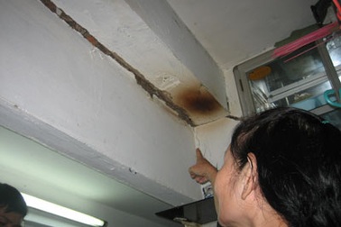 Đề nghị chủ đầu tư khắc phục sự cố cao ốc gây lún nứt nhà dân