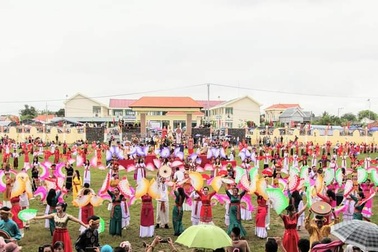 Đồng bào Chăm Ninh Thuận vui đón Lễ hội Katê