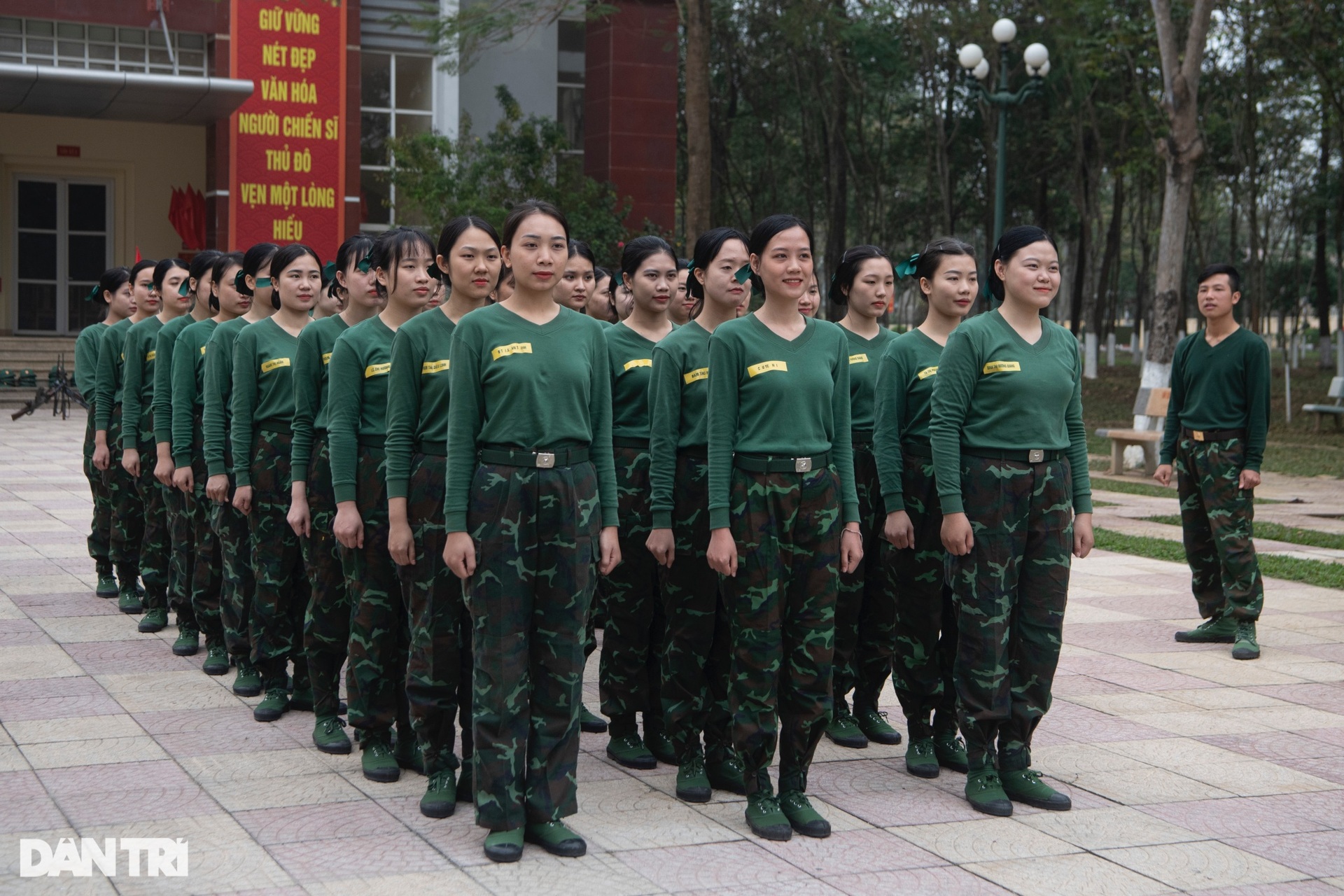 Lời chúc 8/3 của mẹ và sinh nhật đáng nhớ của nữ tân binh Bộ Tư lệnh Thủ đô - 1 Lời chúc 8/3 của mẹ và sinh nhật đáng nhớ của nữ tân binh Bộ Tư lệnh Thủ đô - 1